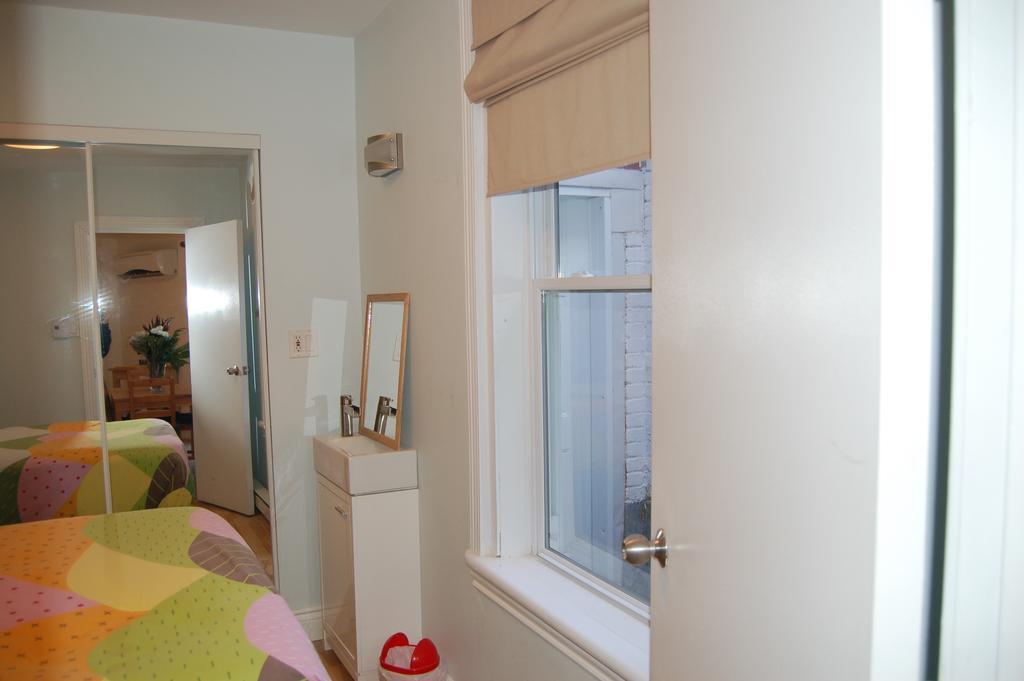 Le Chasseur Bed & Breakfast Montréal Quarto foto