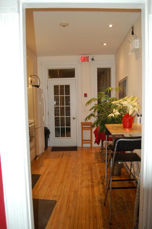 Le Chasseur Bed & Breakfast Montréal Exterior foto
